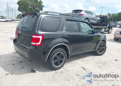 2011 Ford Escape Xlt z USA, uszkodzony, nr VIN 1FMCU9D72BKB56864